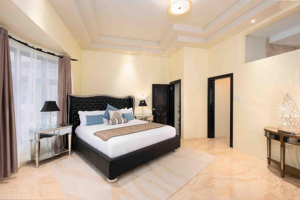 Villa Mimosa Jamaica Exclusive Luxury Stay- Resort Vibe Discovery Bay Buitenkant foto